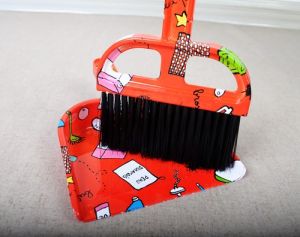 dustpan w/brush » MH-3STA25